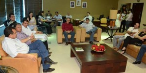Imagem: Jose Carlos do Patio 02 16 de dezembro 2011 Vereadores e entidades pedem ao prefeito para não aumentar impostos
