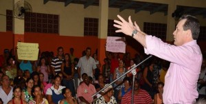 Imagem: Silval Barbosa entrega casas 09 de dezembro de 2011 01 Na "geladeira" Taborelli consegue manifestação a seu favor em Rondonópolis