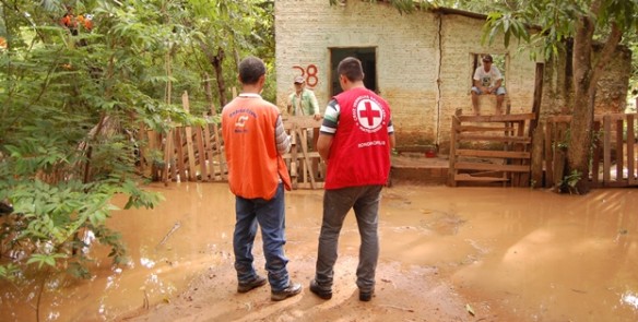 Imagem: Enchente na Vila Rondon 01 Rio Vermelho volta a subir e coloca em risco a vida de ribeirinhos