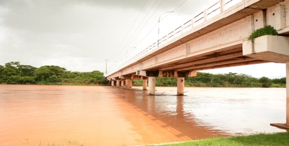 Imagem: Enchente no cais do Rio Vermelho 03 Com o aumento das chuvas, Saúde de MT faz alerta para leptospirose