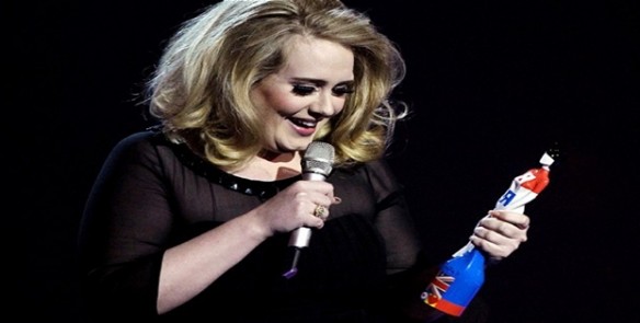 Imagem: Adele3 Adele conquista o prêmio de melhor artista britânica no Brit Awards