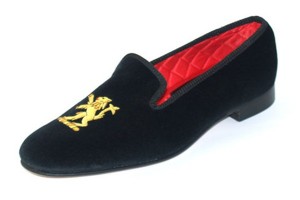 Imagem: sllipers2 Cheios de estilo e confortáveis, slippers são tendência para os pés no inverno