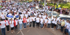 Imagem: Caminhada de combate a violencia contra a mulher 01 Centenas de pessoas participam da marcha no Dia das Mulheres