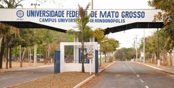 Imagem: ENTRADA DA UFMT Após 8 dias, professores avaliam greve na UFMT