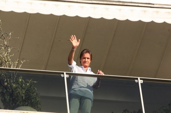 Imagem: Roberto Carlos Roberto Carlos recebe carinho dos fãs no dia do seu aniversário