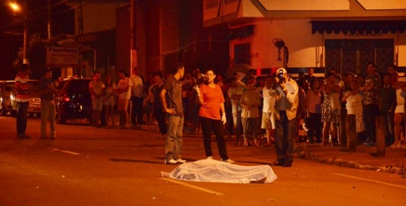 Imagem: Acidente na rua Rosa Bororo com Raimundo de Mattos dia 06 de maio de 2012 05 Betinho, ex-jogador do União, morre em acidente de trânsito
