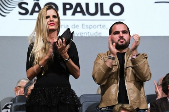 Imagem: Luciano com a mulher Flávia em apresentação do violinista e maestro holandês André Rieu André Rieu reúne famosos em sua apresentação em São Paulo