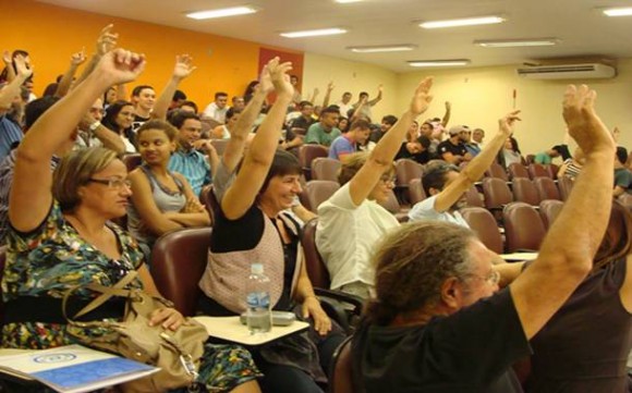 Imagem: adufmat Professores rejeitam novamente a proposta do Governo