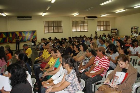 Imagem: CONFERENCIA 1 Evento discute propostas que garantem políticas públicas para municípios