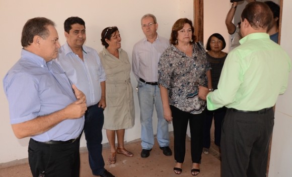 Imagem: Reitora visita Predio anexo a ufmt 01 Reitora da UFMT e autoridades visitam Hospitais de Rondonópolis