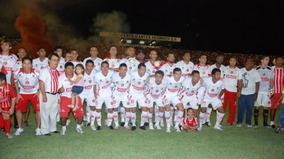 Imagem: Uniao campeao 2010 Há 39 anos atrás com Lamartine da Nóbrega surgia o União E. C. de Rondonópolis
