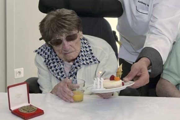 Imagem: VELHINHA Francesa morre aos 114 anos