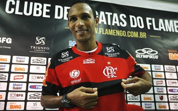 Imagem: Liédson Liédson é o novo companheiro de Vágner Love, no ataque do Flamengo