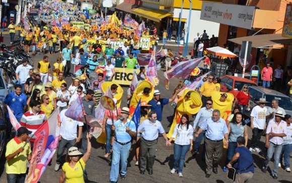 Imagem: caminhada Percival Percival realiza a primeira passeata pelo centro de Rondonópolis