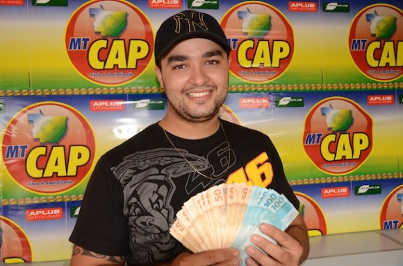 Imagem: Ueberton Alves Borges ganhador do mt cap 01 Rondonopolitano ganha prêmio de 5 mil no MT Cap