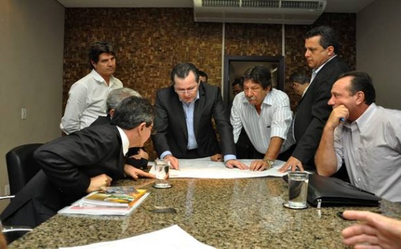 Imagem: alto araguaia Governo irá firmar parceria para asfaltar estrada no Vale do Araguaia