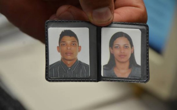 Imagem: o casal Rapaz preso hoje com 8 kg de maconha confessa ter assassinado quatro