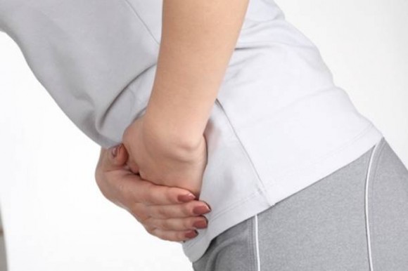 Imagem: dor abdominal Constipação crônica provoca inchaço abdominal e irritação