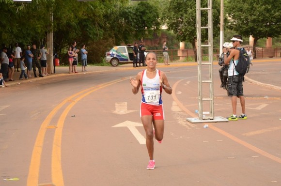 Imagem: Corrida de Rondon chegada femenino 1ª edição da corrida 'Acir Rondon' atrai 500 atletas de todo país
