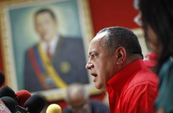 Imagem: LIDER Líderes venezuelanos pedem unidade na ausência de Chávez