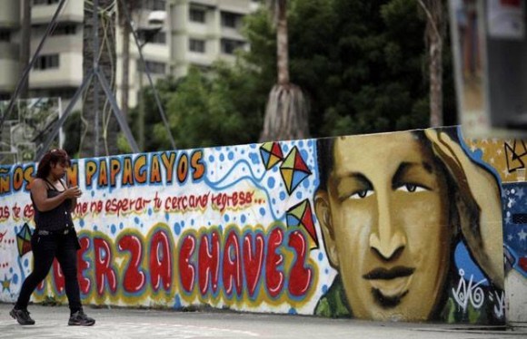 Imagem: CHAVES Agravamento de estado de saúde de Chávez deixa Venezuela em suspense
