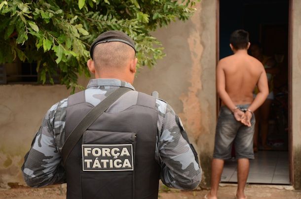 Imagem: Operacao da policia militar na Vila Canaa  03