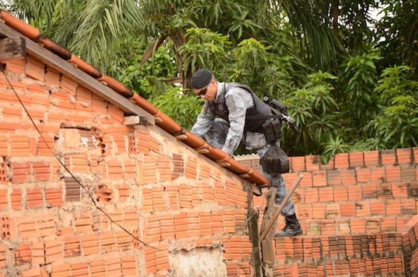 Imagem: Operacao da policia militar na Vila Canaa  06