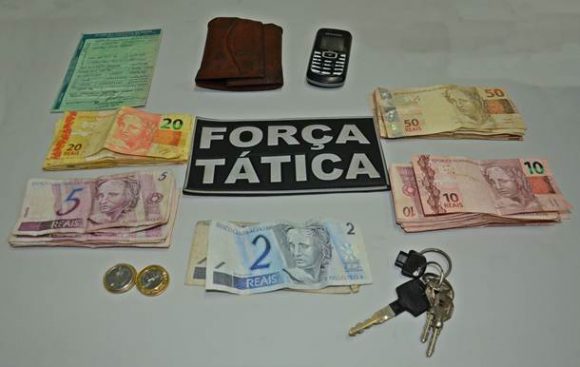Dinheiro apreendido com o suspeito-Foto: Ricardo Costa/AGORA MT
