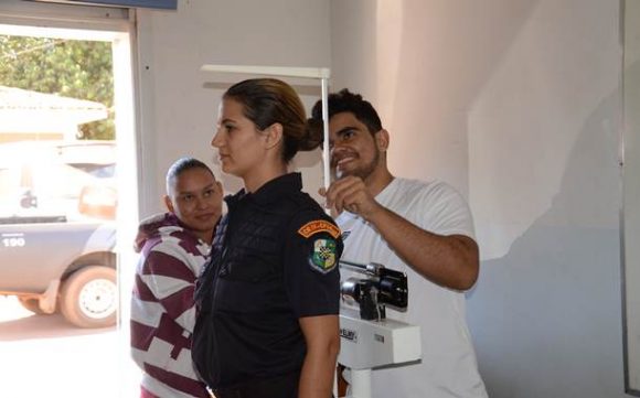 Os policias passaram por alguns exames, como por exemplo, analise do IMC e pressão arterial. Foto: Ricardo Costa/AGORA MT