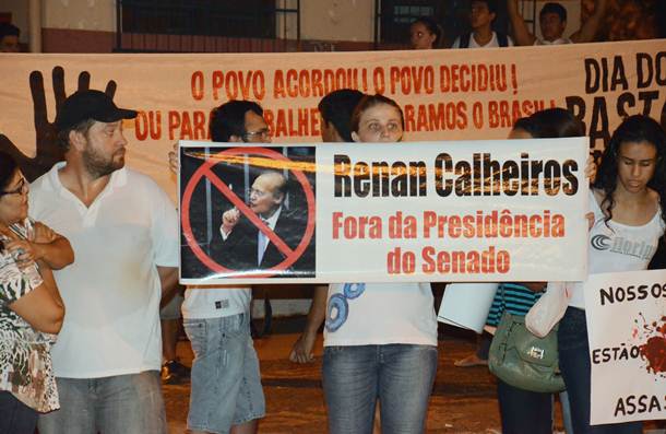 Protesto contra Renan Calheiros - Foto: Ricardo Costa