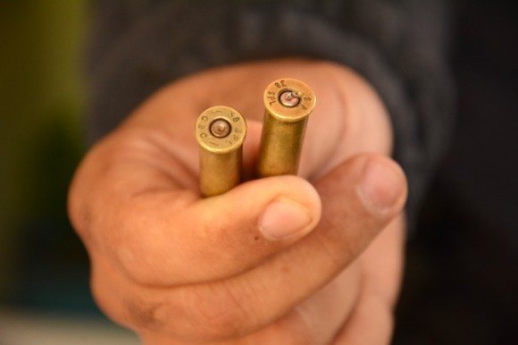 Duas balas 'picotadas' - Foto: Varlei Cordova / AGORA MT 