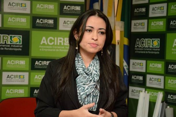 Ana Paula Araújo, coordenadora do Instituto de Pesquisa da ACIR