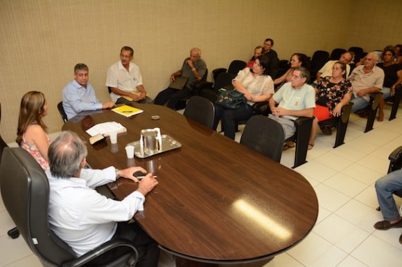 Reunião entre a Promotoria e os coordenadores do Hospital de Câncer - Foto: Varlei Cordova / AGORA MT