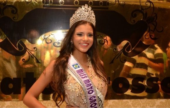 Jakelyne conquistou o Miss Mato Grosso disputando pelo Distrito de Vila Operária - Foto: Varlei Cordova/AGORA MT