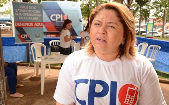 Waleska Cardoso, representante da CPI itinerante que está no município – Foto: Varlei Cordova/AGORA MT