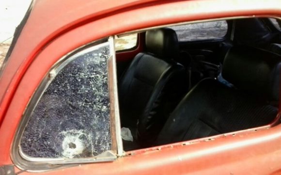 Marcas de bala no vidro do veículo - Foto: José Antônio Araújo / AGORA MT