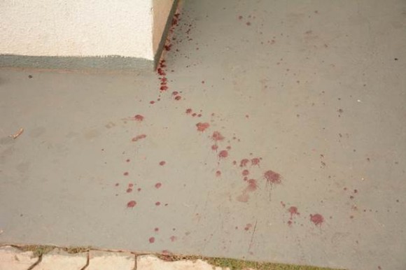 Marcas de sangue de João Paulo - Foto: Varlei Cordova / AGORA MT