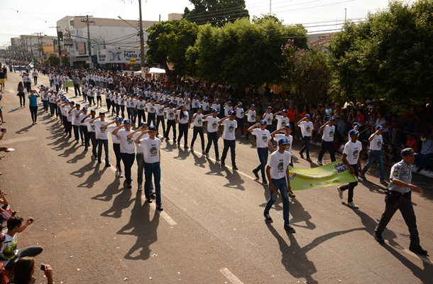 Projeto social da Polícia Militar - Foto: Ronaldo Teixeira / AGORA MT