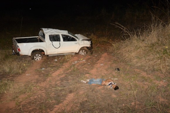 Um dos assaltantes acabou morto com o acidente - Foto: Varlei Cordova / AGORA MT