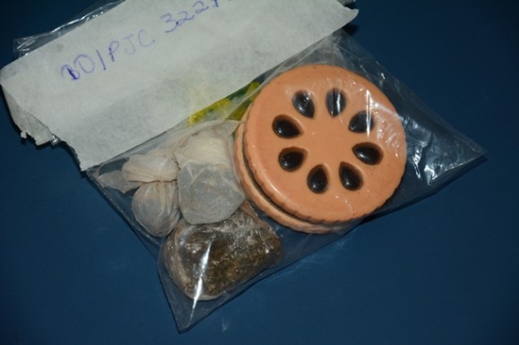 Droga encontrada com o suspeito - Foto: Varlei Cordova / AGORA MT