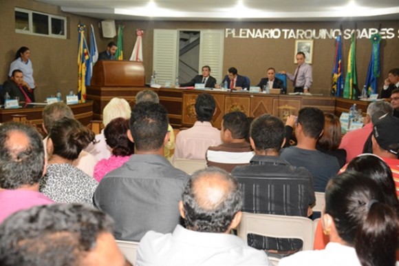 Casa cheia para acompanhar a eleição da nova diretoria - Foto: Ronaldo Teixeira / AGORA MT