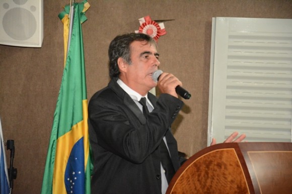 Mineiro diz que estará a disposição de todos os vereadores - Foto: Ronaldo Teixeira / AGORA MT