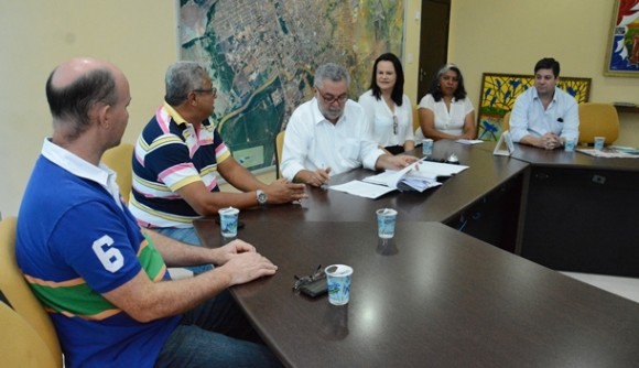 UFMT assina convênio com prefeitura de Rondonópolis para realizar concurso público - Foto: Ronaldo Teixeira/AGORAMT