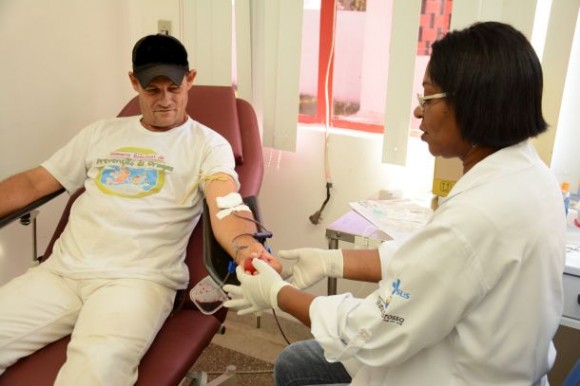 O processo da doação de sangue demora de 40 a 45 minutos - Varlei Cordova / AGORA MT