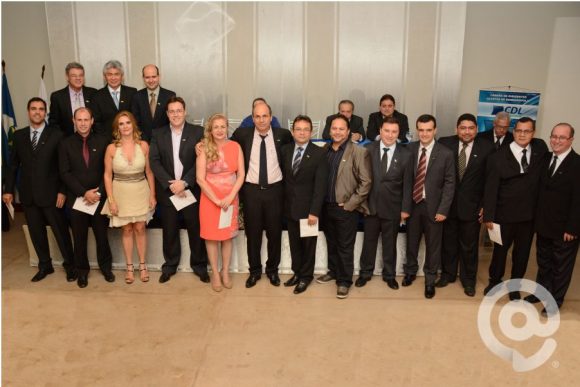 Membros da nova diretoria - Foto: Varlei Cordova / AGORA MT