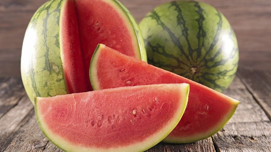 Imagem: melancia 2 Conheça 7 frutas que ajudam a eliminar o inchaço