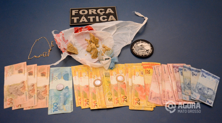 Droga dinheiro apreendido com Bruno Martins. Foto: Messias Filho/AGORAMT