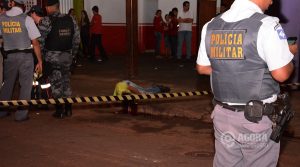 Policia Mlitar fazendo isolamento Homicidio Cojunto São José-Foto:Messias Filho/AGORA MT