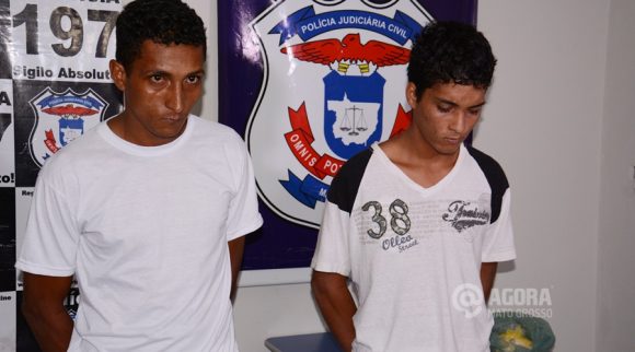 Irmãos presos pela DERF - Foto: Ronaldo Teixeira / AGORA MT