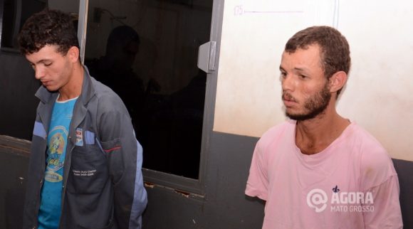 Suspeito detidos com drogas dinheiro e celular na Vila União. Foto:Messias Filho/AGORAMT